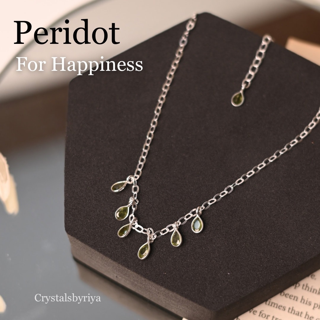 Peridot Choker - alternate view
