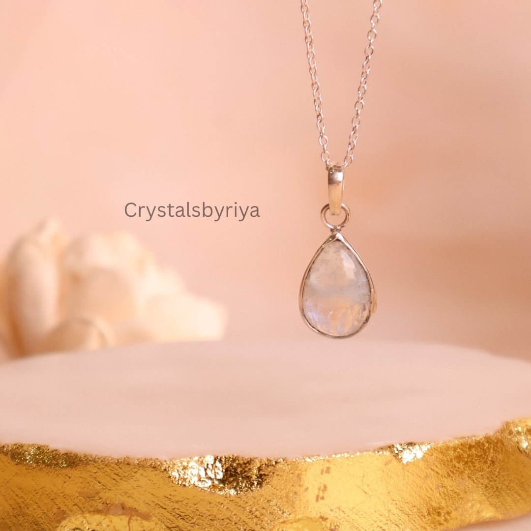 Moonstone Silver Pendant